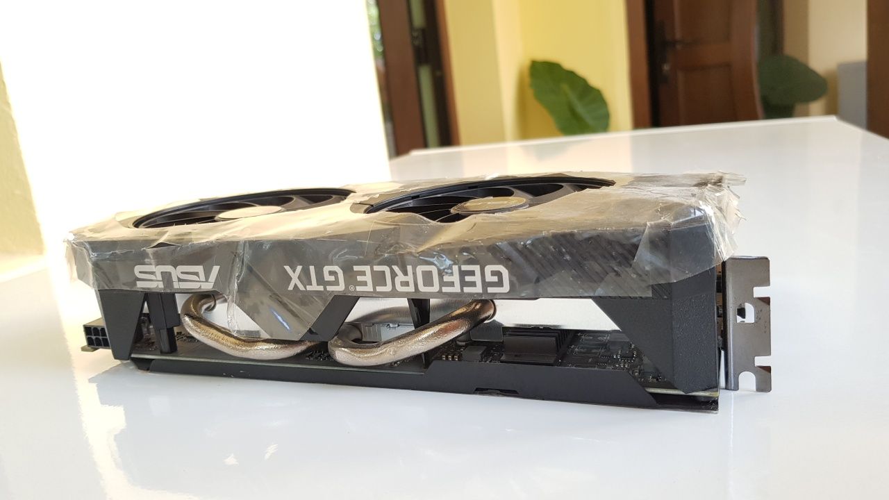 Placa video ASUS GeForce GTX 1660 SUPER DUAL  1400 RON nou