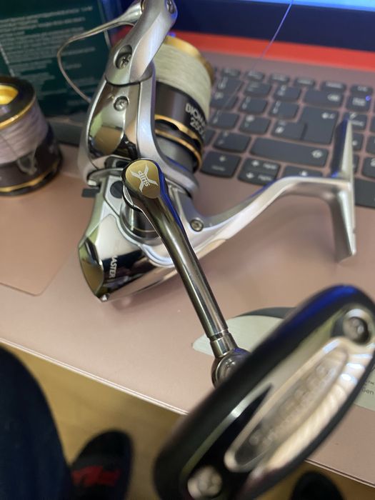 Vand mulineta Shimano Biomaster 2500FB