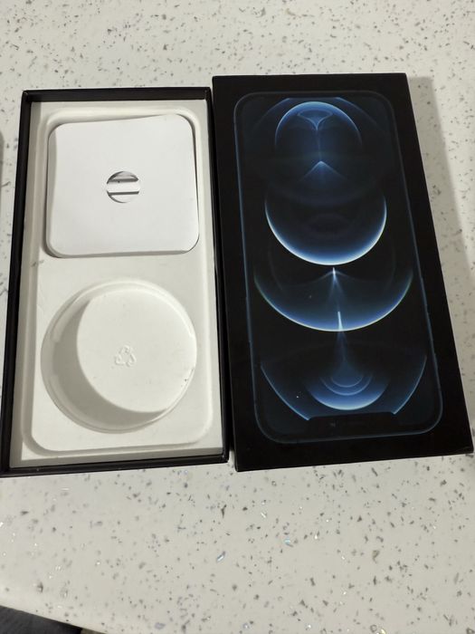 Iphone 12 Pro albastru