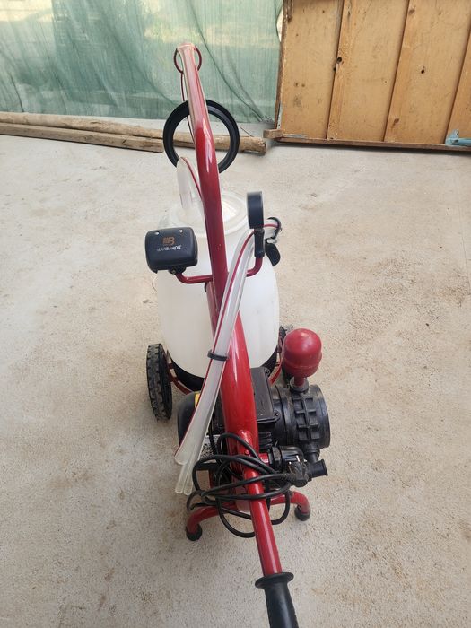 Sut sogish aparatti.Yangi