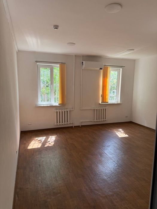 Просторный 160м2 офис в центре в аренду