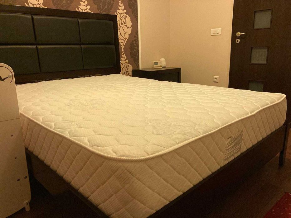 Dormitor / Pat / Somiera / Saltea / Noptiere Mobexpert