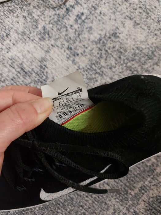 Маратонки   Nike