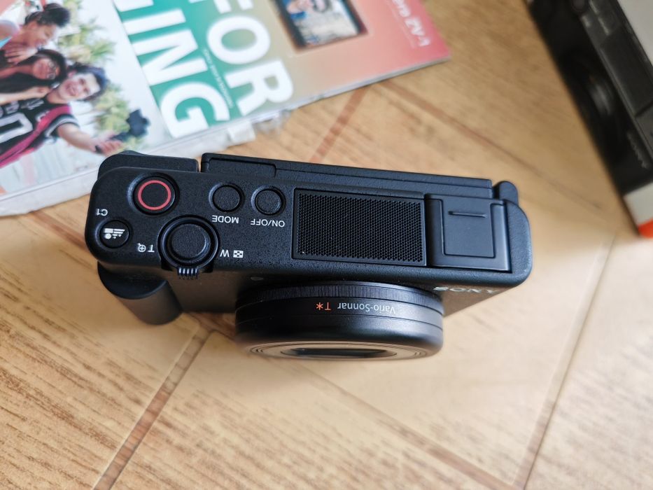 Фотоапарат Sony ZV-1