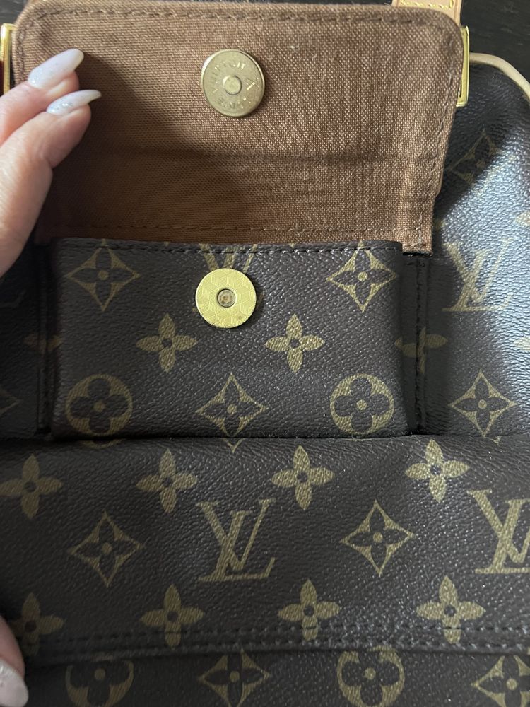 Дамска чанта Louis Vuitton