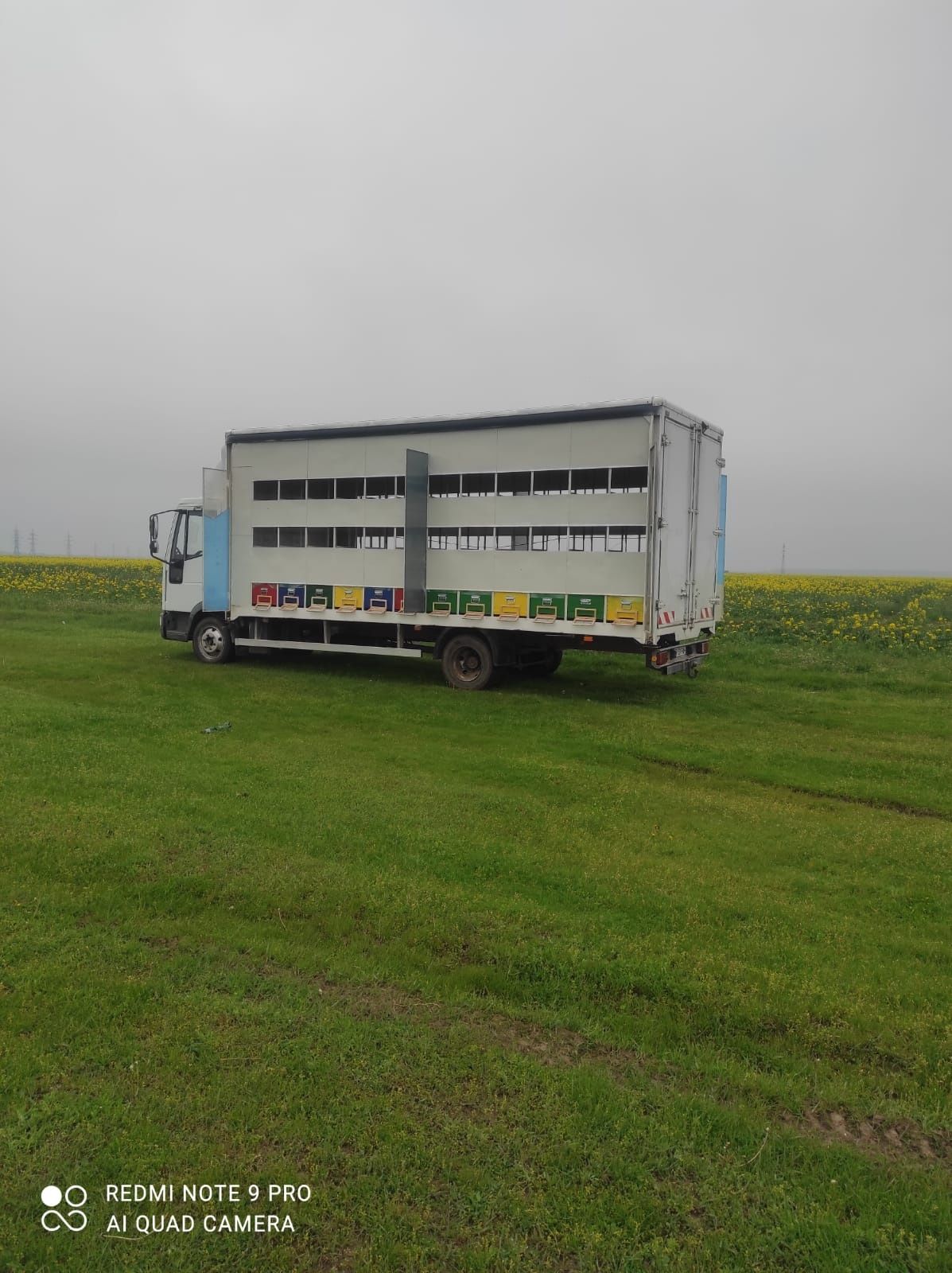 Camion apicol Iveco eurocargo