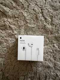 Apple Ear Pods слушалки