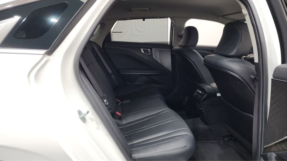 Kia k8  Noblesse Korea