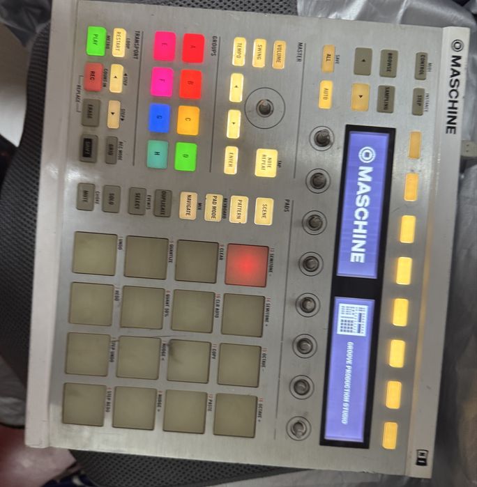 Native intruments Maschine MK2