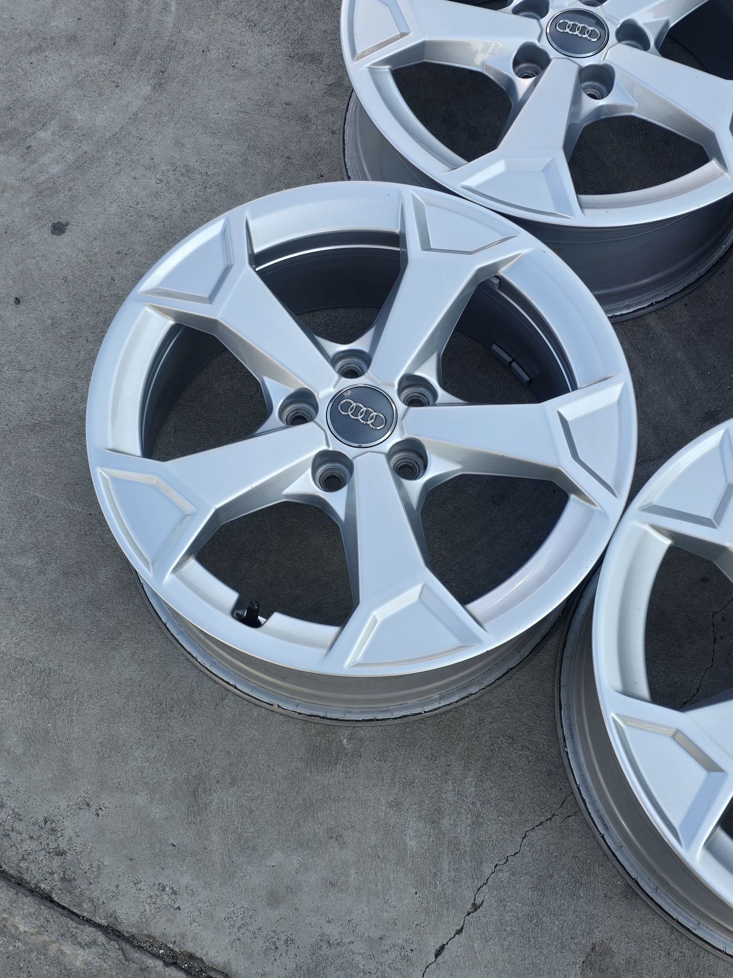 Джанти 17 / 5х112 - Audi Q2, Q3 и др. 5x112