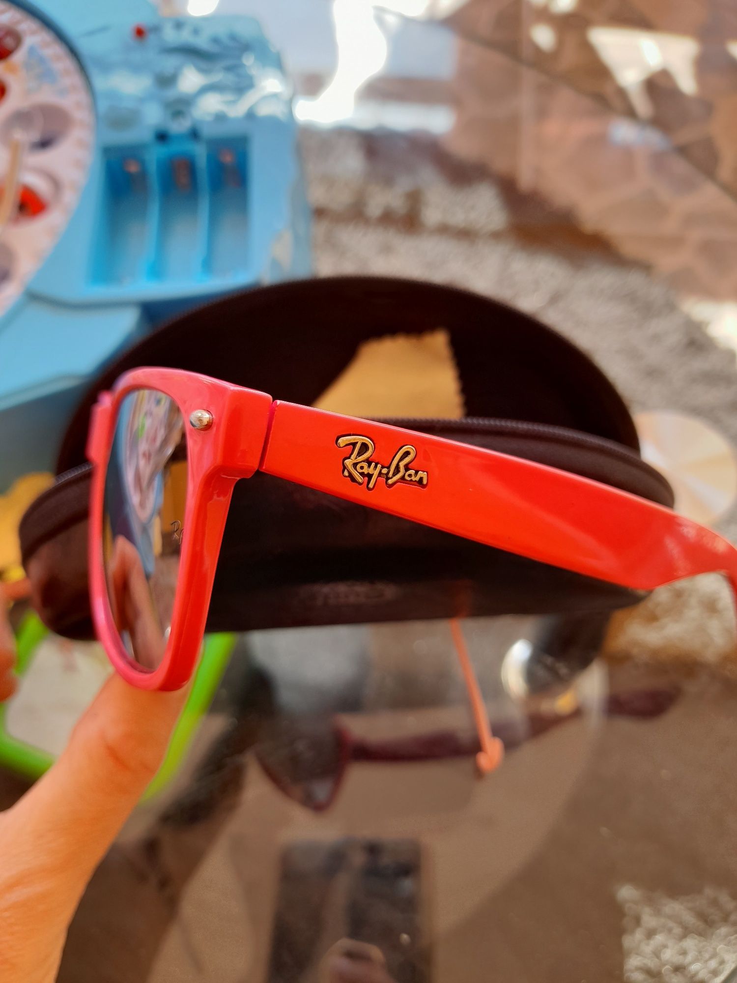 Оригинални очила на Ray-Ban