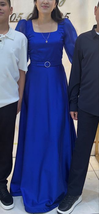 Платье персиковое  и синее 44 размер в идеальном состоянии как новое