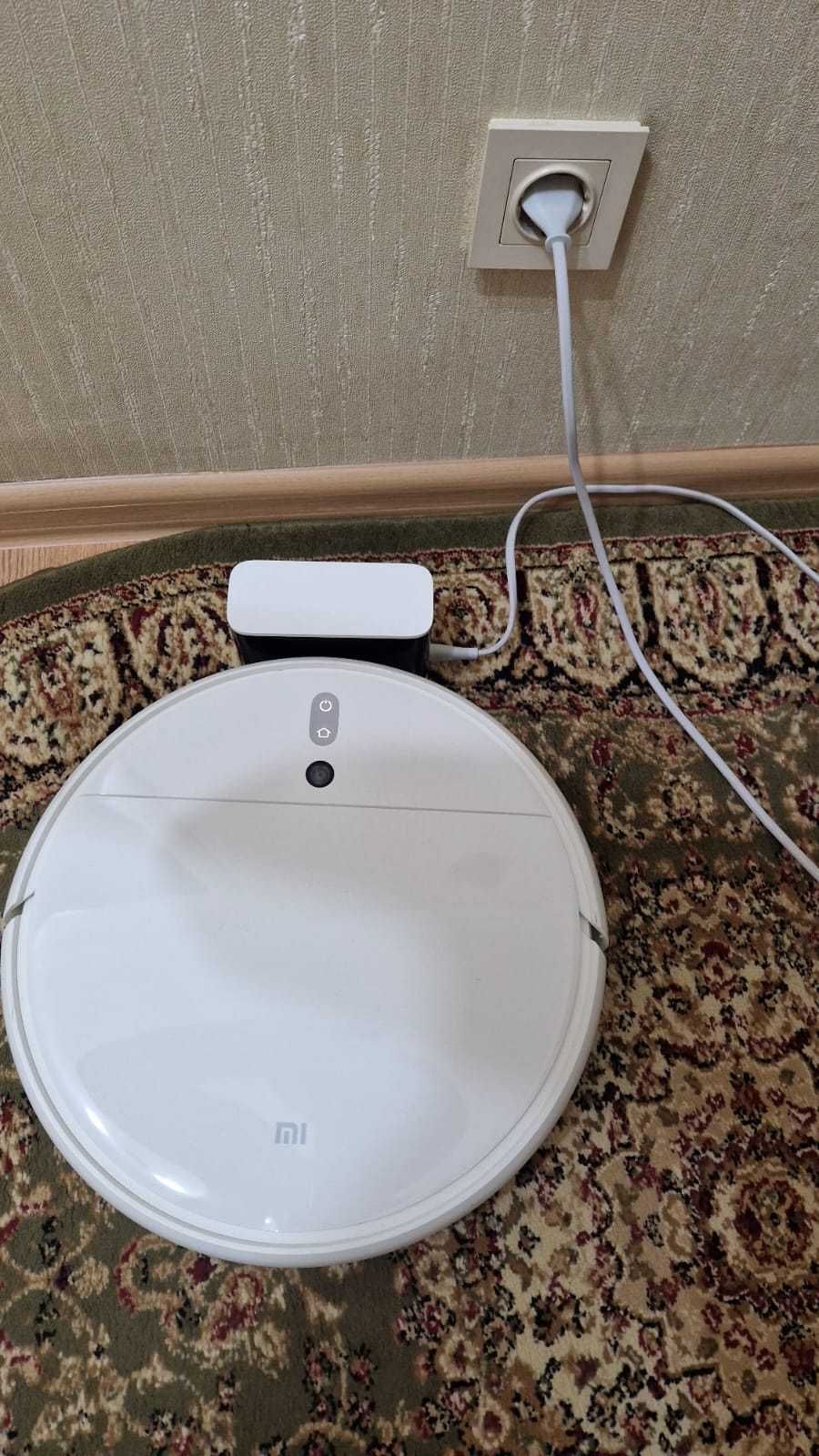 Продам новый и б/у Робот-пылесос Xiaomi Mi Robot Vacuum-Mop