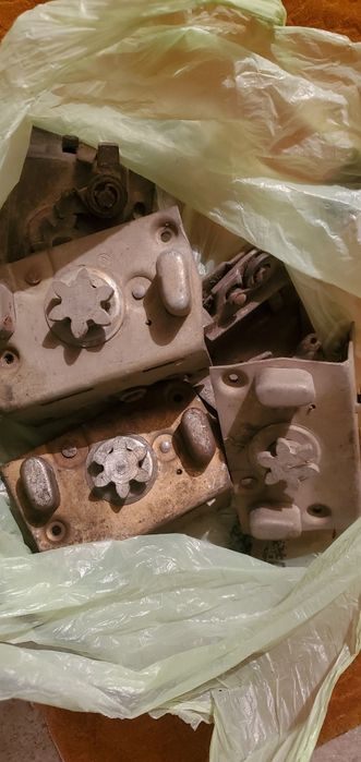 Продаётся запчасти от Волга 21 го