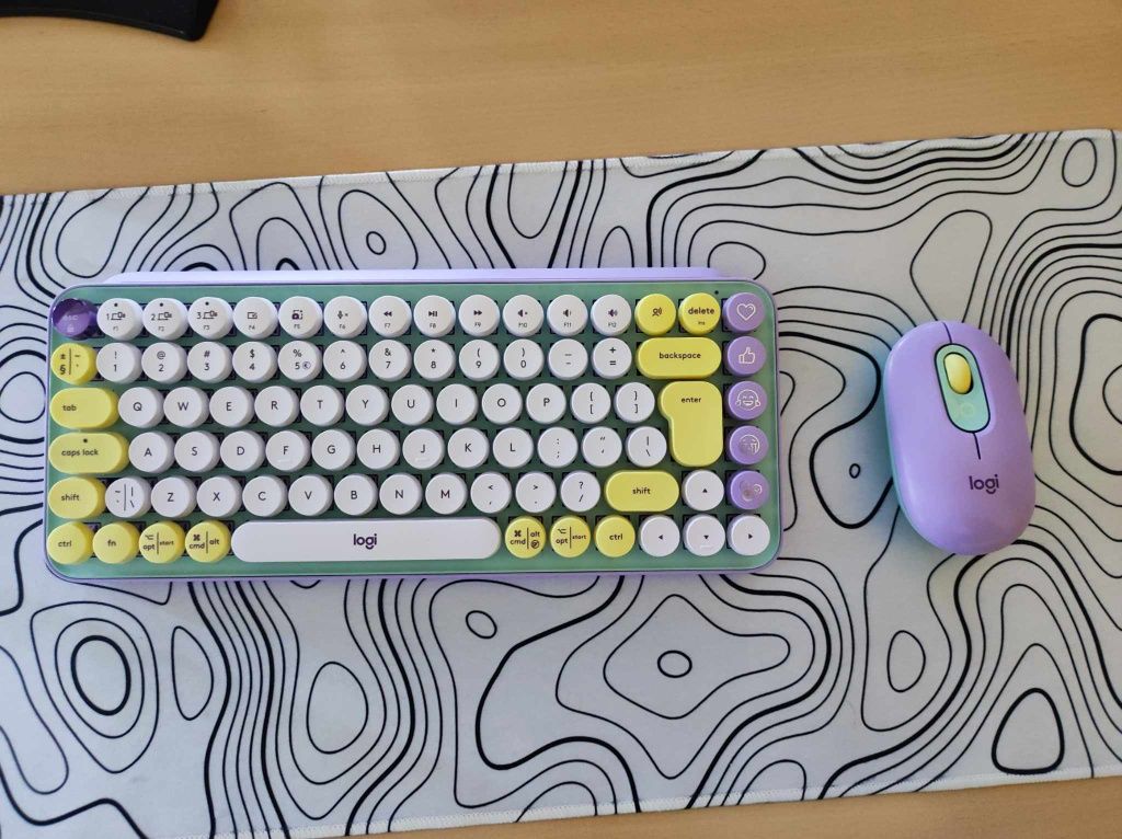 Logitech Клавиатура и мишка
