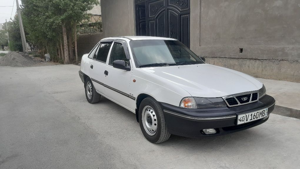 Moshina xolati yaxshi pul zarur naqtga sotiladi