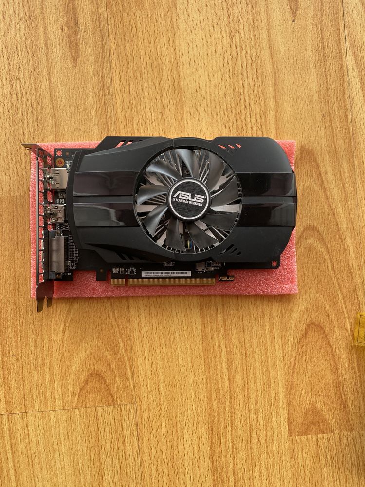 Placa video Amd Radeon RX 550 4GB GDDR5 128 bit