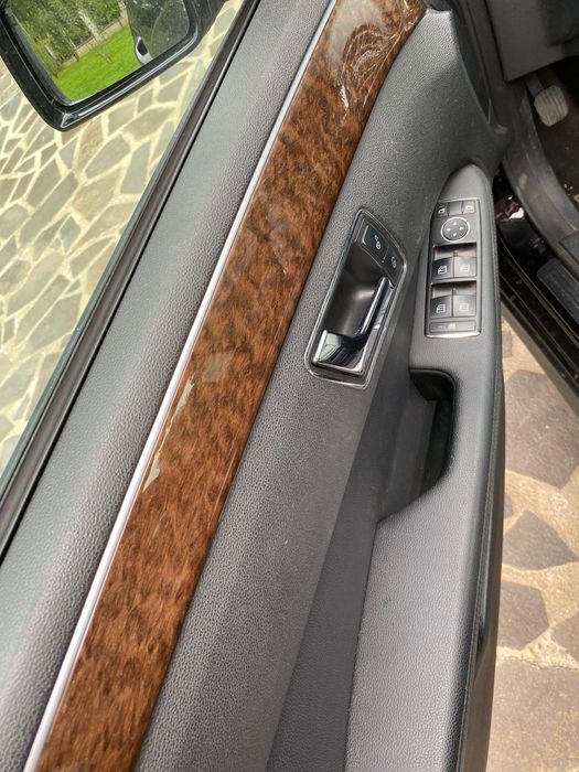 Vând Mercedes-Benz 2011  E200 CDI Cutie automata, 281.000 km