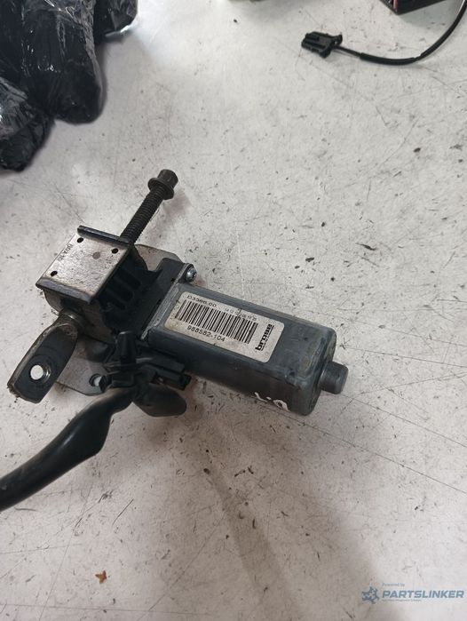 Motoraș scaun dreapta fata AUDI A8 III (4H2, 4H8, 4HC, 4HL) [ 2009 - 2018 ] OEM 988582104