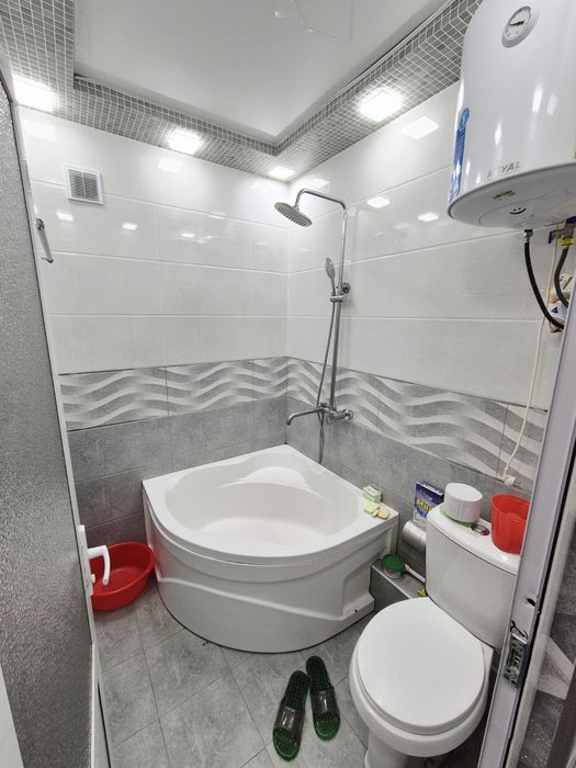 namangan shaxar bezzaks 4mikra rayonda kvartira bor sutkali kv