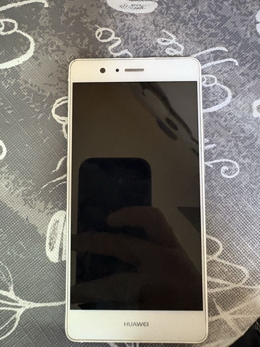 Huaw ei P9 lite