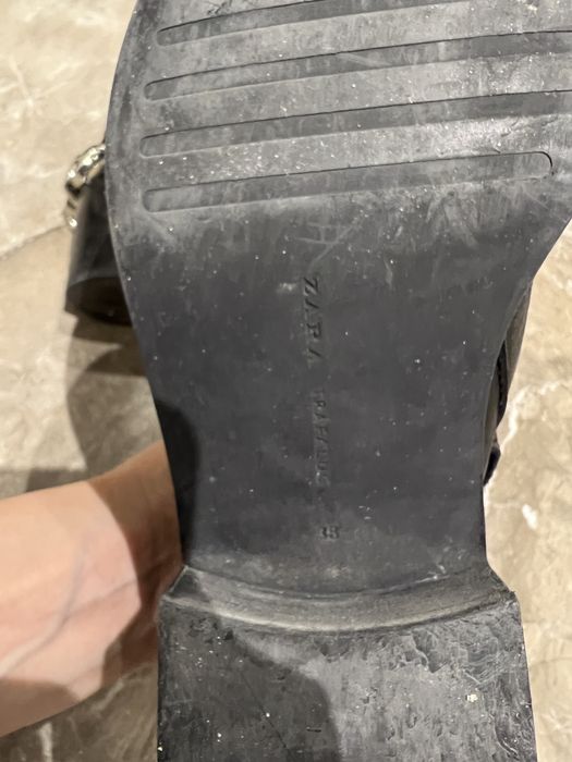 Zara кожени боти с верига - 38 номер