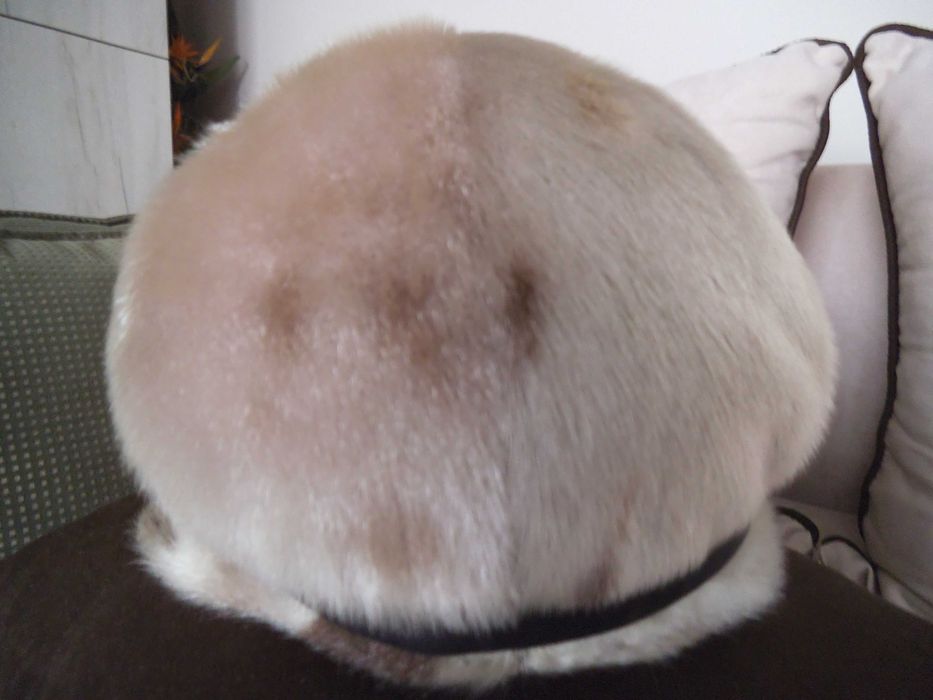 Шапка от тюленова кожа