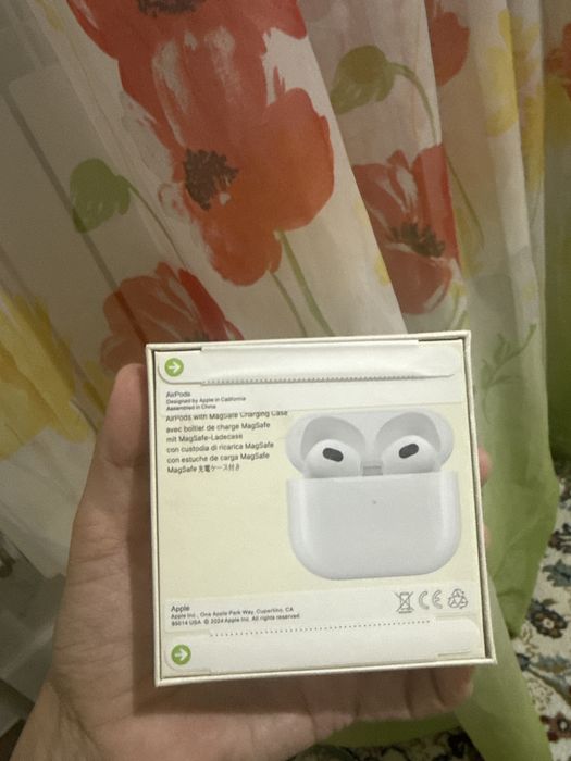 Продаются  airpods эйрпод