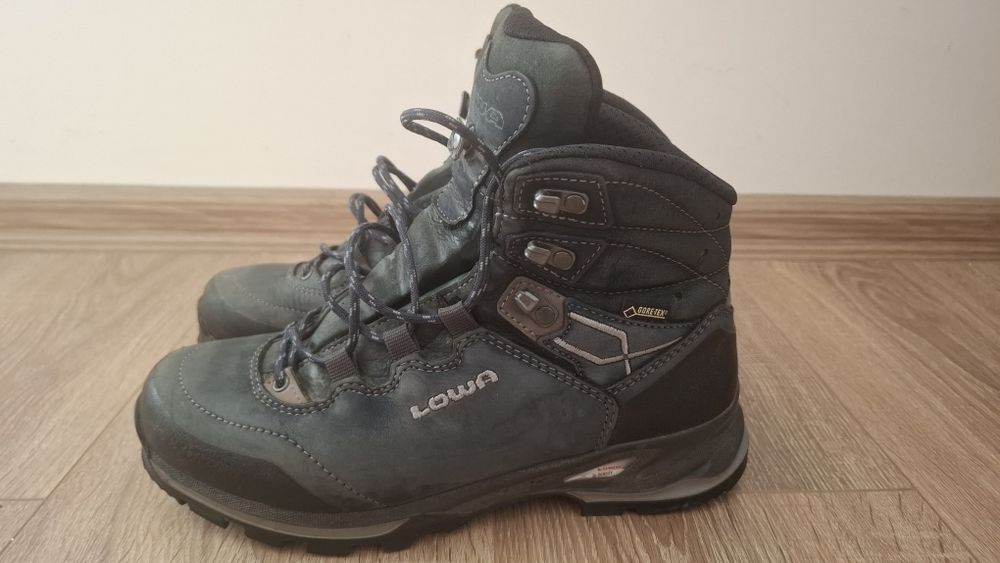 Дамски трекинг обувки Lady GTX от Lowa