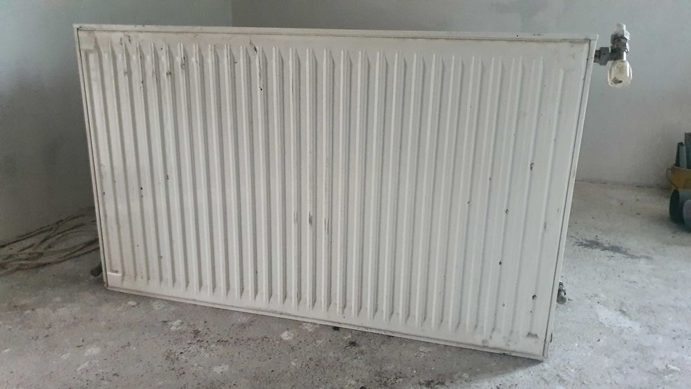 Radiator căldură-Calorifer-Calorifere+Robineti-cu 2 randuri de celule