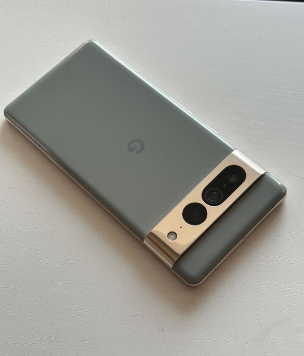 Vând/Schimb Google pixel 7 pro 256 GB