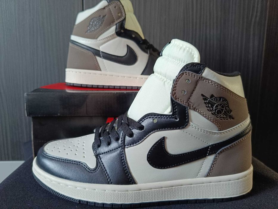 Air Jordan 1 Dark Mocha