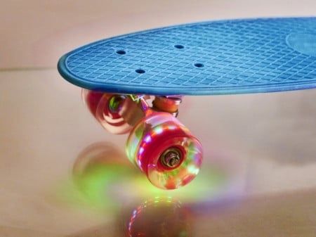 Skateboard Penny Board pentru copii cu roti din cauciuc, iluminate LED