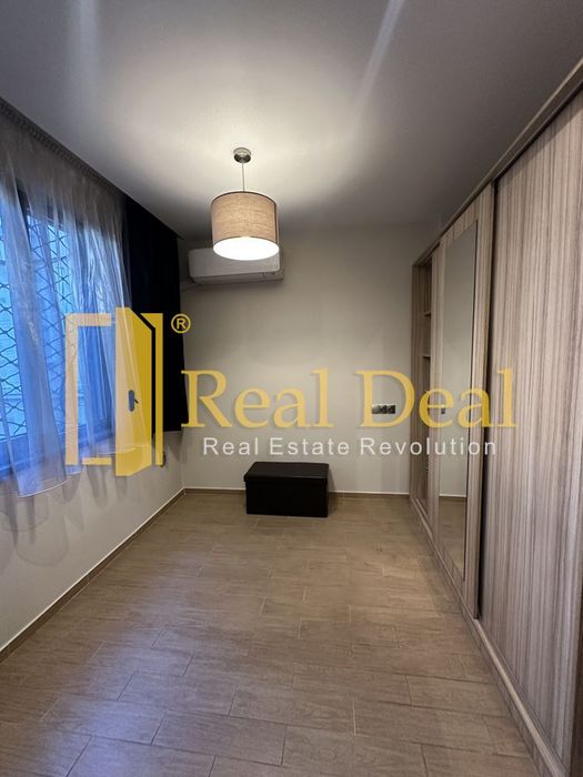 Дава се под наем Тристаен апартамент в София, Център - 90 кв.м за 1250 € - Снимка #9