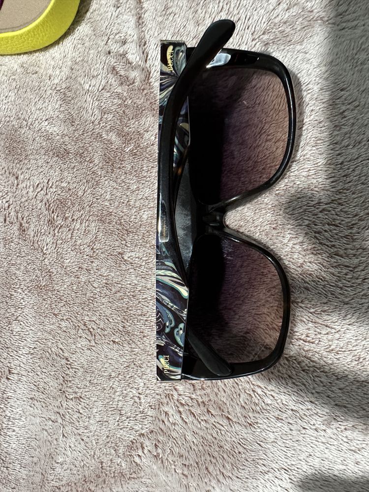 Vând ochelari de soare Emilio Pucci
