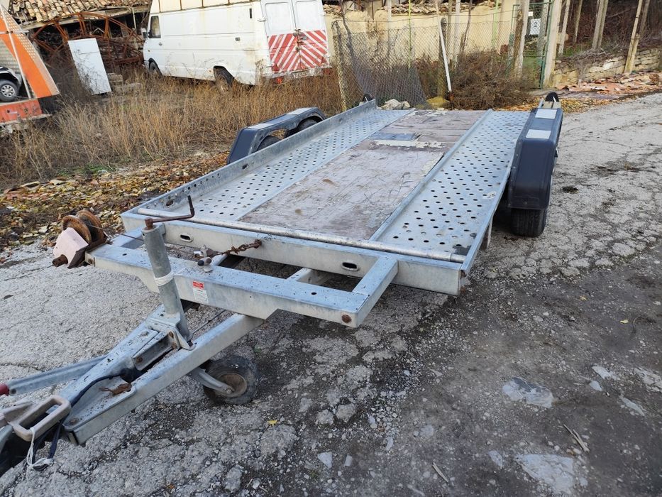 Ремарке платформа Humbaur