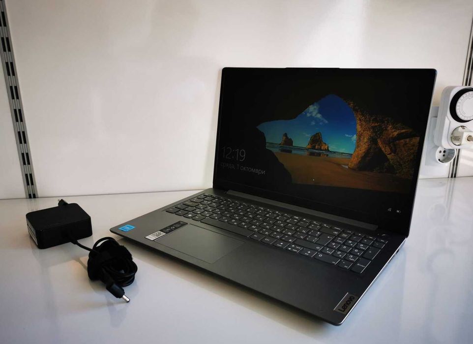 Лаптоп Lenovo IdeaPad 3 15ITL6, Full HD