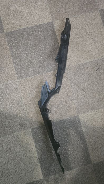 Honda cb 500 2021 задна лява пластмаса