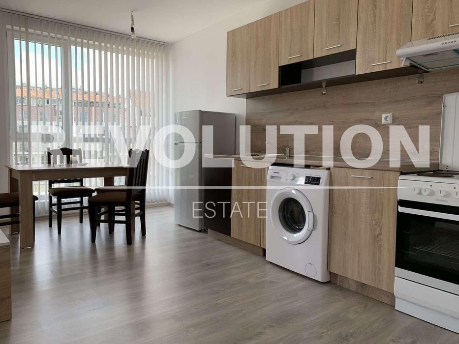 Дава се под наем Тристаен апартамент в Варна, Победа - 70 кв.м за 650 € - Снимка #1