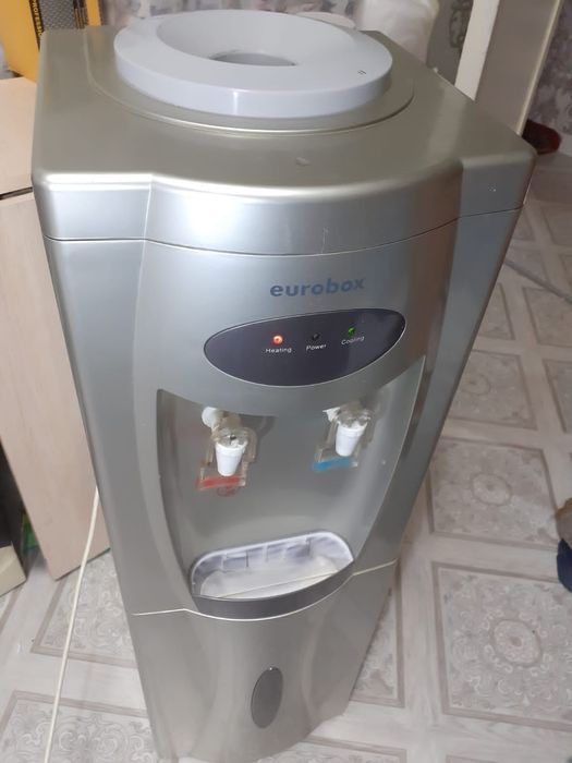 Продам спенсер в хорошем состоянии