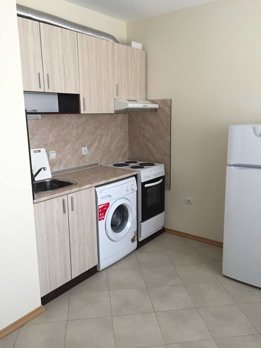 Отдава се 2-стаен в Младост-2