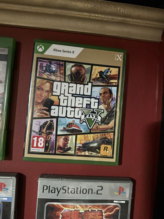 Vand consola xbox x impecabila