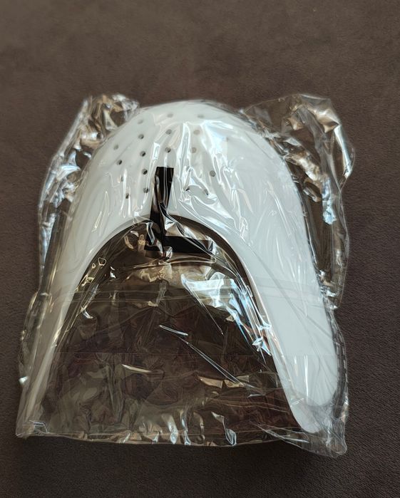 Sneakers shilds marimea L