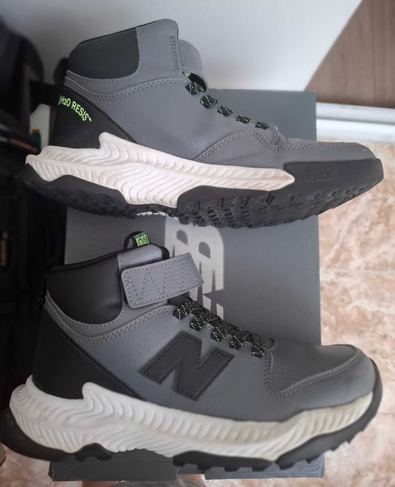 New Balance Сникърси GT800TG3 Сив 38 номер