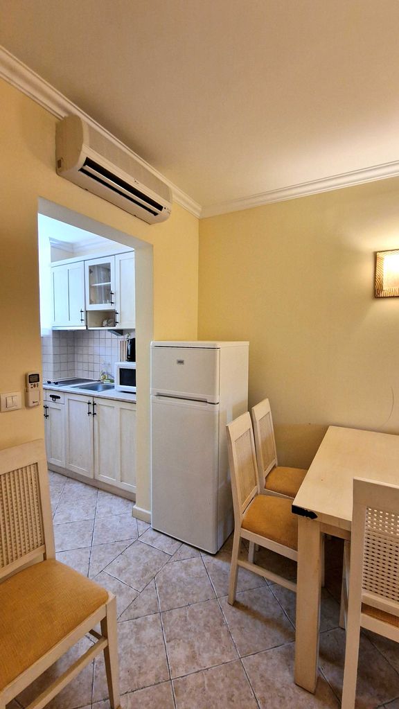 Продава се Едностаен апартамент в Созопол - 57 кв.м за 1141 €/кв.м - Снимка #8
