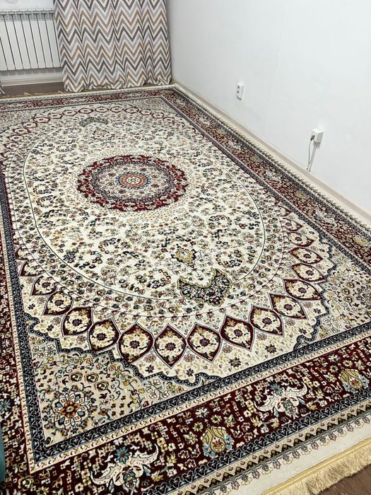 Продам диван и ковер