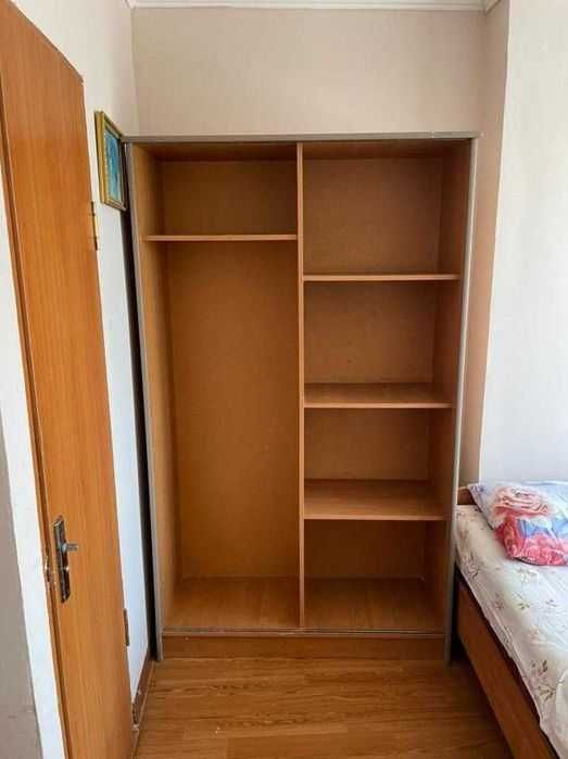 Продаю шкаф открытый (без дверей)