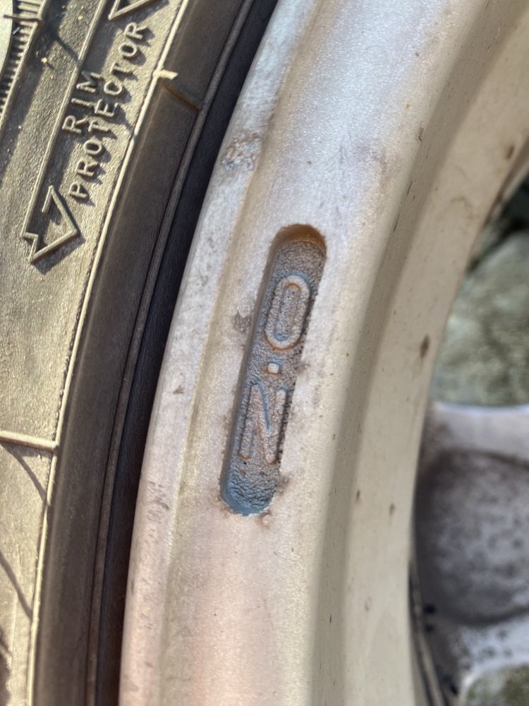 Oz Opera 17 5x112 7j et48 летни гуми 215/45/17 от w124