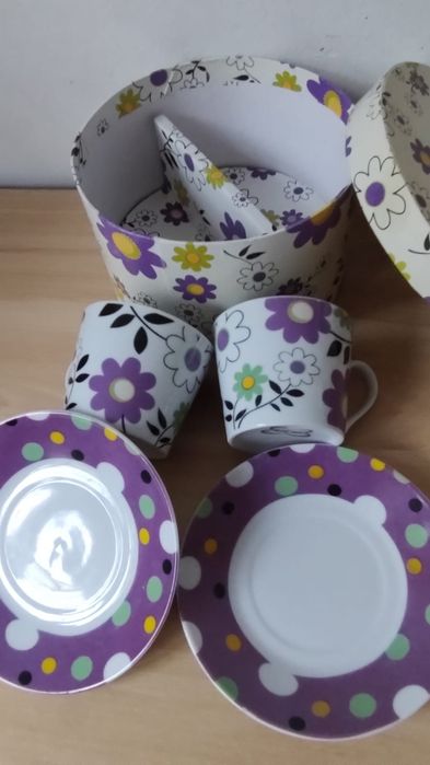 Cesti/cani , farfurii + cutie