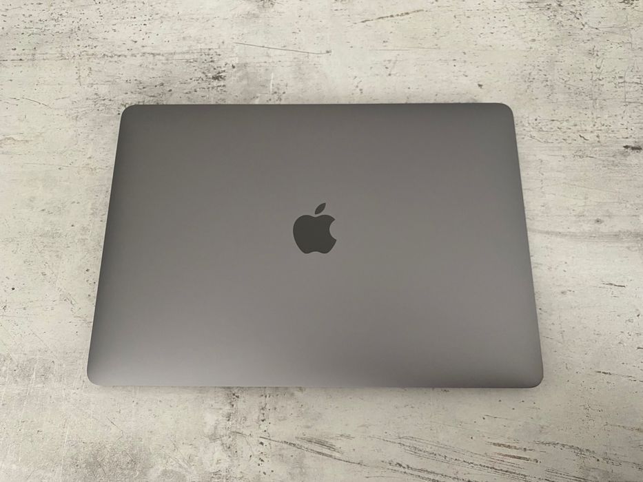 MacBook Pro 13" M1 Chip 8-CPU, 8-GPU, 16RAM, 2TB SSD, ГАРАНЦИЯ 2.2026г